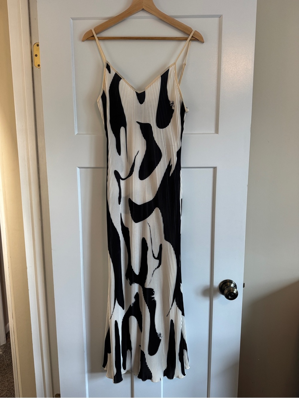 Spaghetti Strap Black & White Abstract Patterned Slip Dress